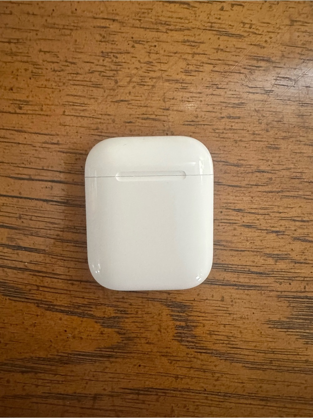 Apple 2nd generation air pods and case